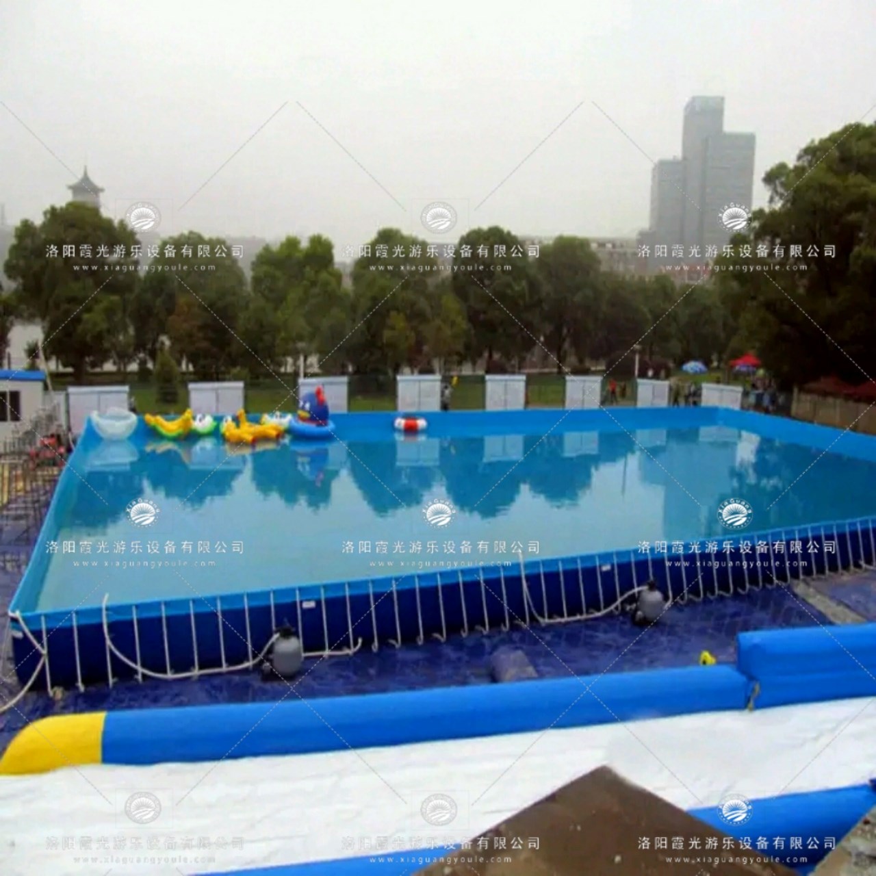 桥东支架游泳池